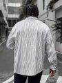 Manfinity Homme Loose Fit Men's Plus Size Striped Long Sleeve Shirt