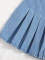 SHEIN Teen Girl's Fashionable, Casual And Comfortable Pleated Denim Skirt With Four-Button Closure
