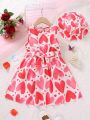 SHEIN Kids CHARMNG Little Girls' Sleeveless Love Heart Printed Dress With Belt And Hat, Spring/Summer