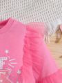 Baby Girl Letter Graphic Contrast Mesh Ruffle Trim Sweatshirt