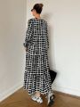 SHEIN Essnce Women'S Geometric Printed V-Neck Casual Dress
