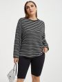 SHEIN Essnce Plus Size Round Neck Striped T-shirt And Shorts Set
