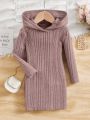 SHEIN Kids EVRYDAY Young Girl Solid Hooded Dress