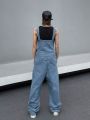 Manfinity EMRG Men's Loose Fit Wide Leg Jeans Bib Overalls With Distressed Details And Patch Pockets