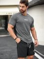 Daily&Casual Men Letter Graphic Sports Tee & Drawstring Waist Shorts