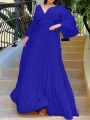Women's Plus Size Solid Color V-Neck Dress With Cinching Waist & Flare Sleeves