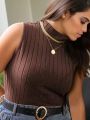 Solid Color Plus Size Stand Collar Vest Top