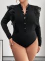 SHEIN Privé Plus Size Women's Ruffle Trim Button Front Bodysuit