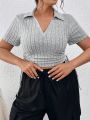 SHEIN Essnce Plus Size Drawstring Hem Cropped T-shirt With Side Slits