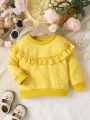 Baby Girls' Polka Dot Printed Lovely Top With Ruffled Shoulders, Round Neck, Long Sleeve, Comfortable And Soft, Suitable For Spring, Autumn And Winter