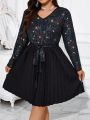 SHEIN Essnce Women's Plus Size Star Pattern Belted V-neck Dress