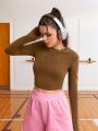 Street Sport Solid Color Long Sleeve Thumb Hole Crop Sport T-Shirt