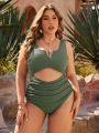SHEIN Swim Basics Plus Size Women's Hollow Out & Ruched One Piece Swimsuit