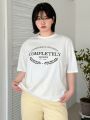 Dazy Petite Plus Women's Plus Size Letter Graphic Round Neck Short Sleeve T-shirt
