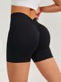 Solid Color Peach Hip Seamless Workout Shorts