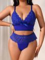 Plus Size Solid Color Lace & Bowknot Decor Wireless Bra And Panties Set