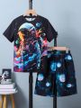 SHEIN Kids EVRYDAY Boys' Astronaut Pattern Short Sleeve T-Shirt And Shorts 2pcs/Set