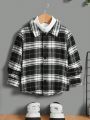 SHEIN Kids EVRYDAY Boys' Casual Comfortable Plaid Woven Long Sleeve Shirt, Loose Fit