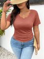 SHEIN Frenchy Plus Size Women's Solid Color Curved Hem Round Neck Short Sleeve T-Shirt