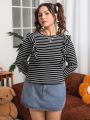 SHEIN Qutie Ladies' Plus Size Striped T-shirt With Lace Decoration