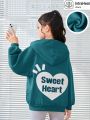 SHEIN Big Girls' Loose Fit Casual Fleece Pullover With Heart Pattern Print And Drop Shoulder Design On The Back