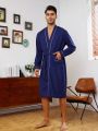 Men Contrast Piping Dual Pocket Belted Robe