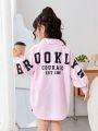 SHEIN Kids HYPEME Little Girls' Loose Fit Knit Street Style Long Sleeve Shirt For Sports