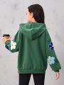 SHEIN Girls' Loose Fit Vintage Flower Pattern Hooded Sweatshirt With Kangaroo Pocket