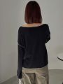 FRIFUL Women's Loose Stitching Detail Round Neck T-shirt