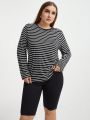 SHEIN Essnce Plus Size Round Neck Striped T-shirt And Shorts Set