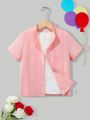 SHEIN Kids EVRYDAY 1pc Toddler Boys' Casual & Sports Style Pink Stand Collar Short Sleeve Shirt, Suitable For Daily, School, Streetwear In Spring/Summer