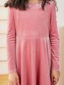 SHEIN Kids FANZEY Tween Girls' Knitted Solid Color Short Plush Round Neckline Beaded Elegant Dress