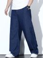 Manfinity LEGND Men's Plus Size Solid Color Straight Leg Jeans With Pockets