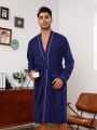Men Contrast Piping Dual Pocket Belted Robe