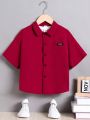 SHEIN Toddler Boys' Letter Patched Short Sleeve Shirt