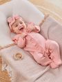 SHEIN Baby Girl Newborn Baby Ruffle Trim Button Front Footed Sleep Jumpsuit With Headband