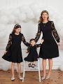 SHEIN Kids CHARMNG Junior Girls' Knitted Printed Mesh Patchwork Flare Long Sleeve Dress Without Waist Chain, Mommy And Me Matching Outfits (3 Pieces Are Sold Separately)