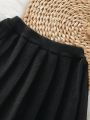 SHEIN Kids Y2Kool Tween Girls Black Pleated Knitted Skirt