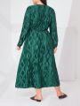 SHEIN Mulvari Plus Size Women's Long Sleeve Pleated Dress