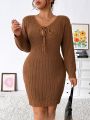 SHEIN Privé Plus Size Women's Knotted Front Short Sweater Dress