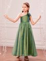 SHEIN Kids CHARMNG Tween Girls Partywear for Christmas