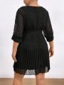 SHEIN Privé Plus Size Women's V-neck Empire Waist Net Yarn Splicing Maxi Dress