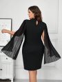 SHEIN Clasi Women's Plus Size Slim Fit Mesh Sleeve Patchwork Dress