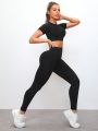 Yoga Basic Seamless High-Elasticity Sport Short-Sleeve And Pants Set