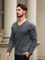 Men's Solid Color V-neck Cable Knit Casual Sweater