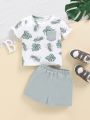 SHEIN Baby Boys' Casual Holiday Leaf Print Short Sleeve Comfortable T-Shirt With Elastic Waist Shorts Set