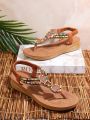 Women's Fashionable Flat Sandals With Beaded Decoration