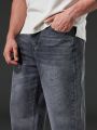 Men Plus Slant Pocket Straight Leg Jeans