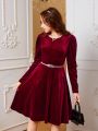 SHEIN Teen Girl Knitted Solid Color Velvet Dress With Cut Out Back, Bow Tie And Round Neckline