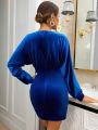 SHEIN BAE Solid Color Velvet Batwing Sleeve Dress